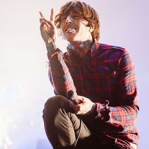 Meet your Posher, Courtney